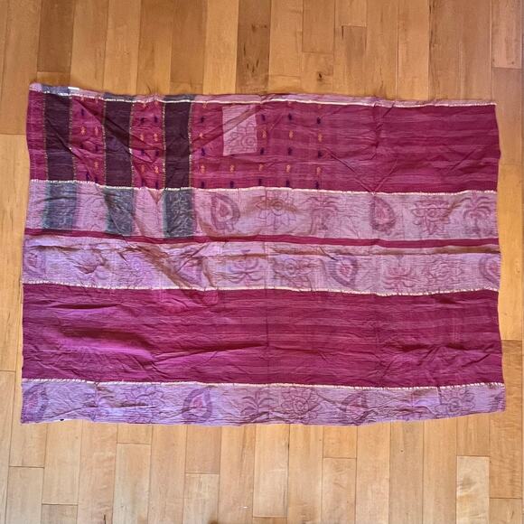 Vtg Kantha Quilt Throw 70x49 Floral Patchwork Reversible Handmade Cotton Blanket - Picture 5 of 7